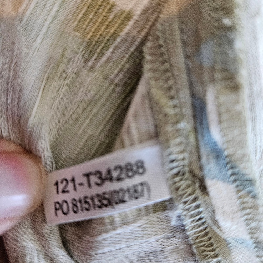 Men's Tommy Bahama 100% Silk Shirt, Size Medium - Picture 8 of 10